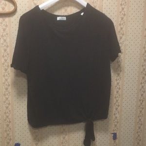 Envy Blouse with cute side tie Size XLARGE